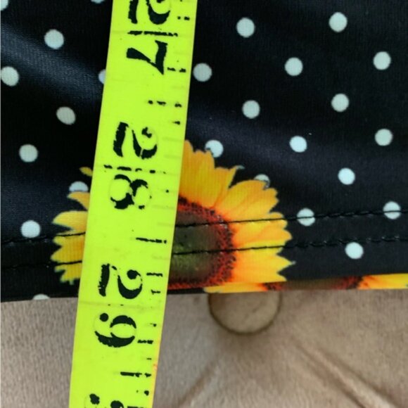 Lily by Firmiana  SZ L Black and Yellow Sunflower and Polka Dot Tunic Top | NWT - Picture 9 of 11